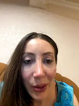 HellaryTourent online show from 09.11.25