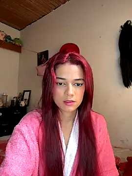 amber sparkle online show from 11.25.25