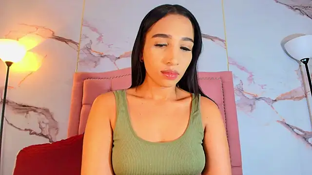 Snapshot of AlyaThompson chatting on 06.19.26 AlyaThompson online show from 06.19.26