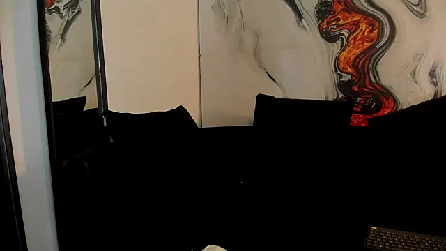 Snapshot of Charlottegray_1 chatting on 09.28.25 Charlottegray 1 online show from 09.28.25