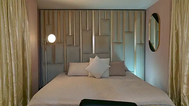 AgathaKondo  online show from 11.08.25