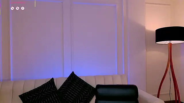 AgathaKondo  online show from 11.26.25