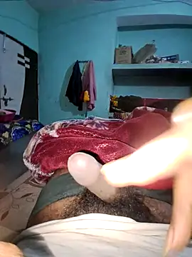 RAYI Queen 4 online show from 02.28.26