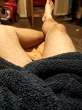 Snapshot of hubbyfun19 chatting on 09.10.25 hubbyfun19 online show from 09.10.25