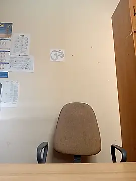 Snapshot of Ami_Foxy chatting on 11.05.25 Ami Foxy online show from 11.05.25