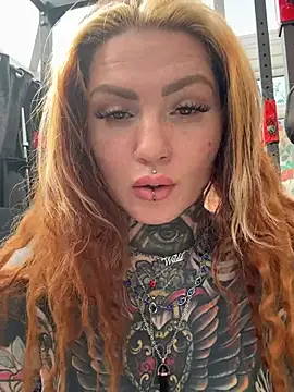 Snapshot of AlexandraWildd chatting on 04.08.26 AlexandraWildd online show from 04.08.26