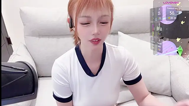 Yucheng  520 online show from 10.18.25