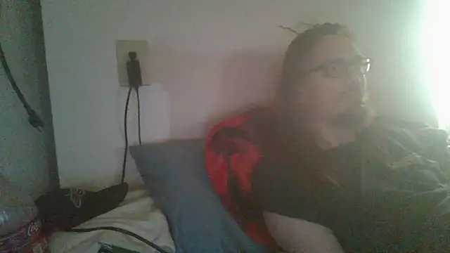 Snapshot of dandonn chatting on 04.04.26 dandonn online show from 04.04.26