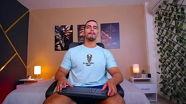 Snapshot of ChristopherBlack_ chatting on 10.18.25 ChristopherBlack online show from 10.18.25