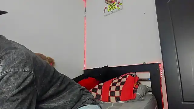 Mateo Escobar online show from 11.01.25