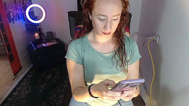 Snapshot of Milf_Valeria chatting on 10.01.25 Milf Valeria online show from 10.01.25