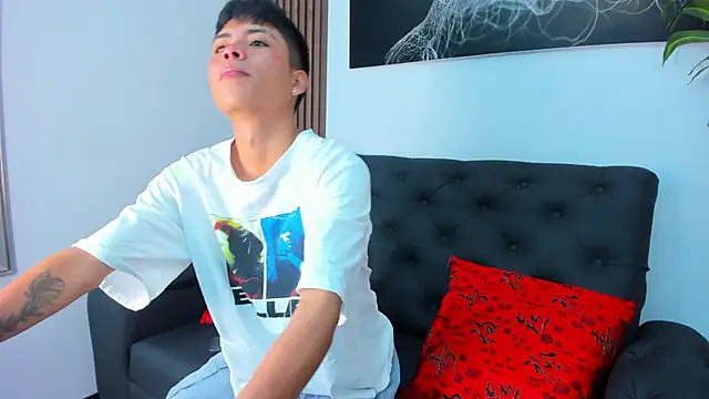 MaxiWildd online show from 02.19.26