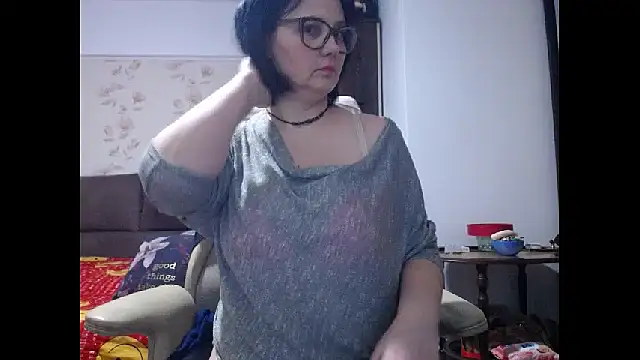 Snapshot of Mary_x chatting on 02.14.26 Mary x online show from 02.14.26