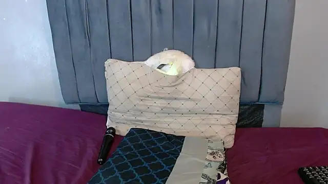 ChubbyBuddyxXx online show from 11.22.25