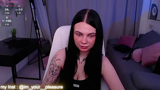 Michela Fruet online show from 02.17.26