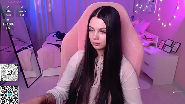 Snapshot of Michela_Fruet chatting on 05.04.26 Michela Fruet online show from 05.04.26