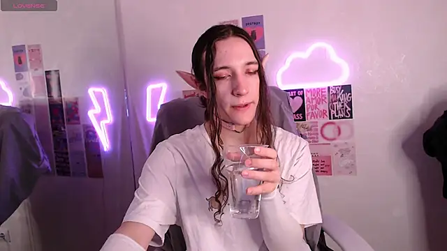 SilverMuse online show from 02.12.26