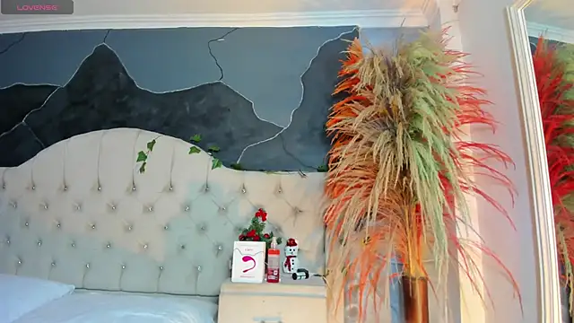 AmbarFoxx  online show from 12.22.25