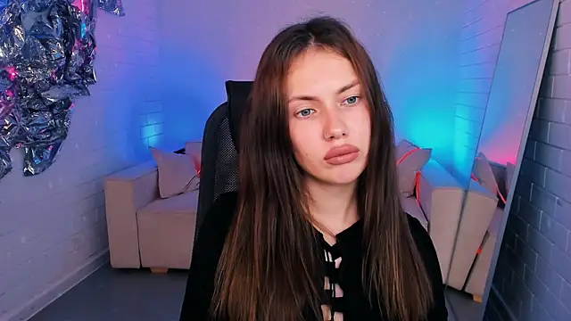 Snapshot of SeaJorji chatting on 11.03.25 SeaJorji online show from 11.03.25