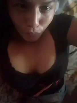 Snapshot of Moro_25 chatting on 02.26.26 Moro 25 online show from 02.26.26