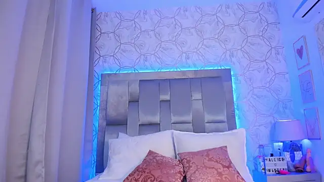 AlliceWinter online show from 09.23.25