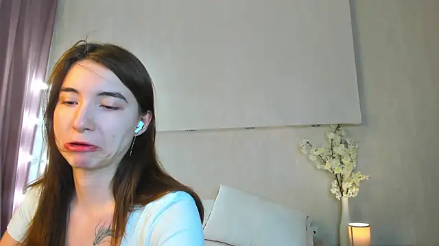 Adelina Bliss online show from 04.05.26