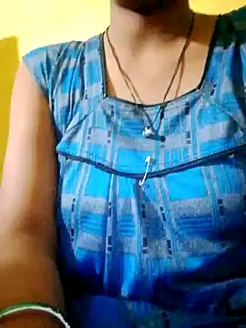 Snapshot of Daisygirl9 chatting on 10.17.25 Daisygirl9 online show from 10.17.25