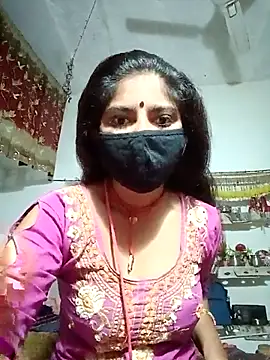 Snapshot of Daisygirl9 chatting on 10.26.25 Daisygirl9 online show from 10.26.25