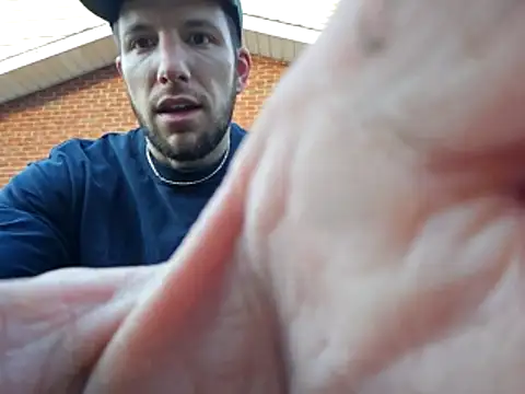 Snapshot of sloppytopkins chatting on 03.15.26 sloppytopkins online show from 03.15.26