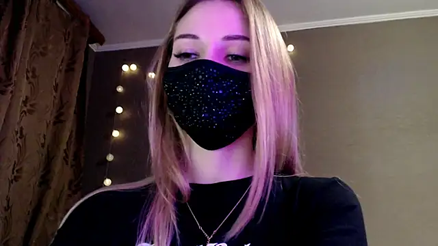 Snapshot of Iris_lave chatting on 02.05.26 Iris lave online show from 02.05.26