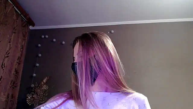 Iris lave online show from 04.15.26