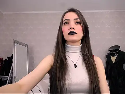 AlienaMoore online show from 09.12.25