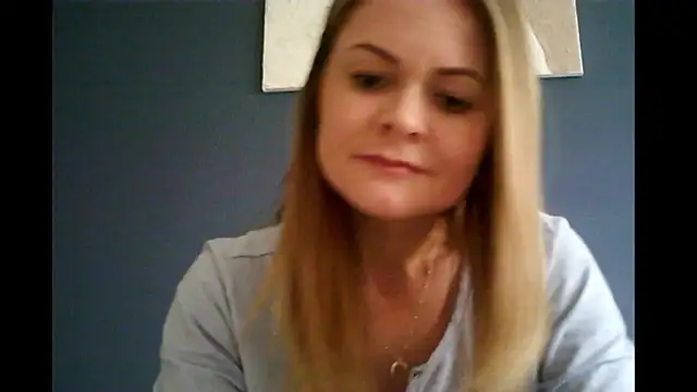 Snapshot of Ginger-bb chatting on 03.25.26 Ginger-bb online show from 03.25.26