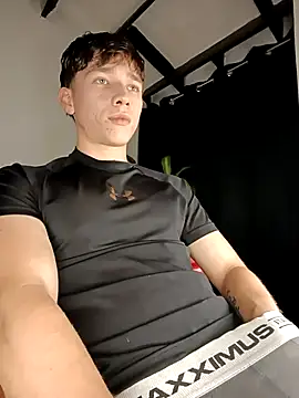 Logan sixxer online show from 09.17.25