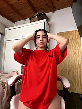 Snapshot of Babylovetiernax chatting on 11.07.25 Babylovetiernax online show from 11.07.25