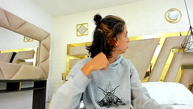 Ibratxandy online show from 10.04.25