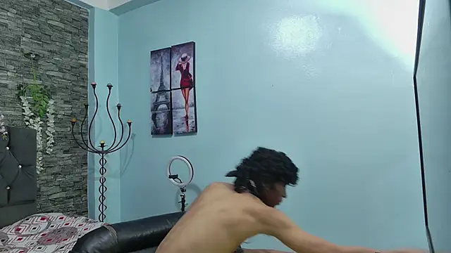 Snapshot of Alex_and_Rose__ chatting on 09.15.25 Alex and Rose online show from 09.15.25