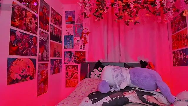 FluffyMelons online show from 11.29.25