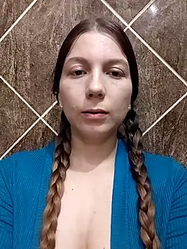 Snapshot of Arianna_Moss chatting on 10.22.25 Arianna Moss online show from 10.22.25