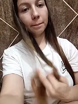 Snapshot of Arianna_Moss chatting on 10.28.25 Arianna Moss online show from 10.28.25