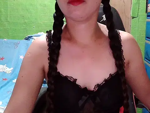 Snapshot of lucky_rona chatting on 06.30.26 lucky rona online show from 06.30.26