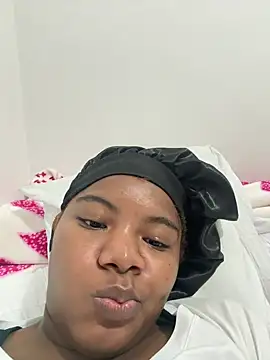 Snapshot of chocolatito-ho chatting on 02.19.26 chocolatito-ho online show from 02.19.26