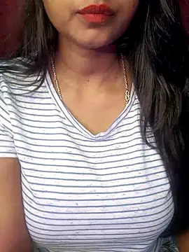 Ishu Lovee online show from 12.19.25