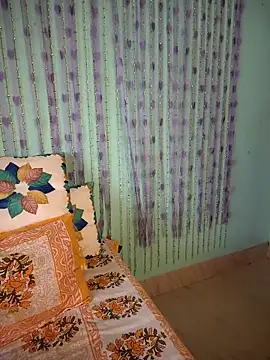 Ishu Lovee online show from 04.10.26