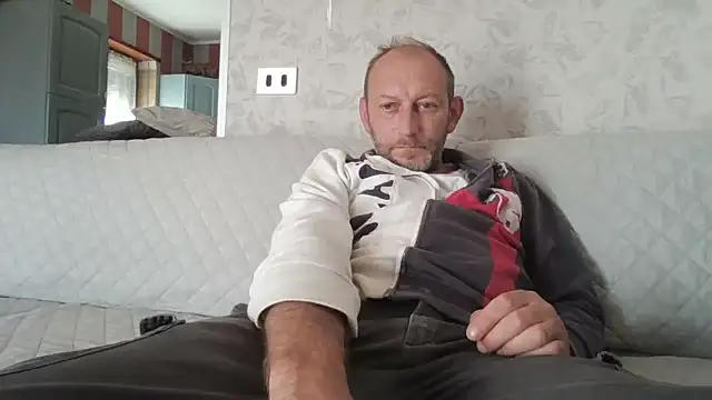 cazzoweb online show from 09.28.25