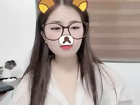 Snapshot of Amelia-babee chatting on 09.14.25 Amelia-babee online show from 09.14.25