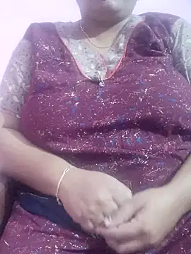 lathikaqueentamil online show from 10.28.25