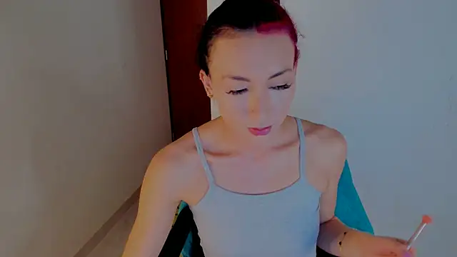 Snapshot of Madison_charlotte chatting on 10.31.25 Madison charlotte online show from 10.31.25