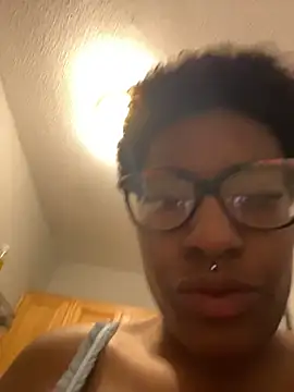 Tu GataLinda online show from 11.22.25