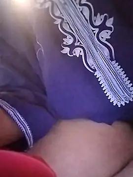 Snapshot of JuicyBigcock@xh chatting on 10.04.25 JuicyBigcockxh online show from 10.04.25